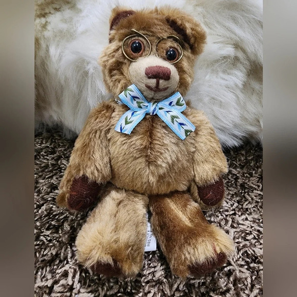 Reading with Teddy - Sandra Kuck - Hamilton Collection Doll Bear Only - Picture 1 of 4